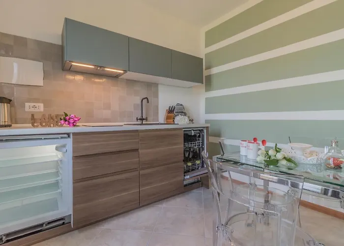 La Bomboniera Nyaraló Varenna